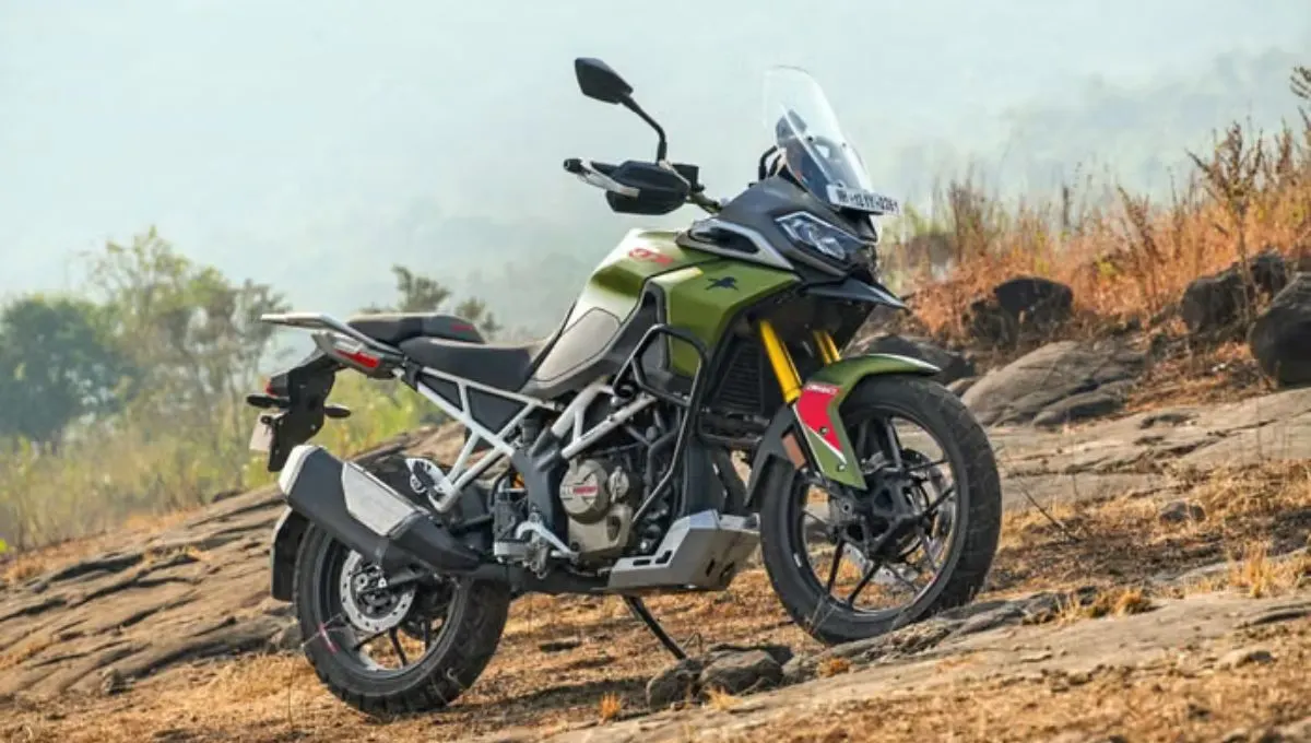TVS Apache RTX 300