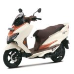 Suzuki Burgman Street: TFT स्क्रीन और Keyless इग्निशन के साथ नया अवतार — खरीदें या नहीं?