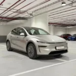 Tesla Model Y L: भारत में लॉन्च — ₹61.99 लाख में 6-सीटर फैमिली EV, जानिए पूरी डील